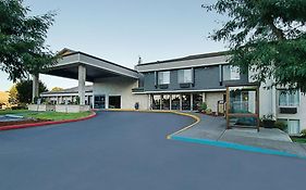 La Quinta By Wyndham Portland Nw